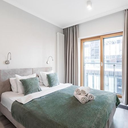 Golden Apartments -City Center - Mennica Residence Варшава Екстериор снимка