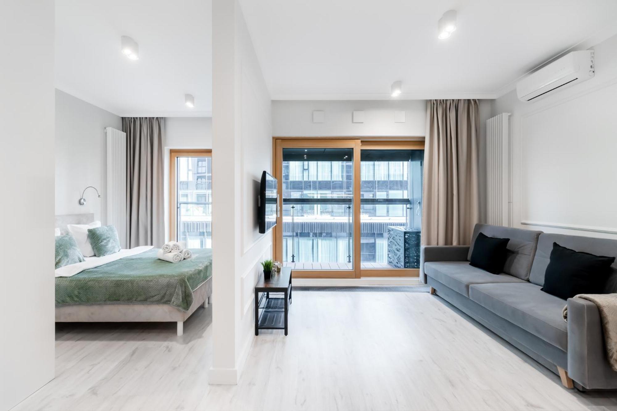 Golden Apartments -City Center - Mennica Residence Варшава Екстериор снимка