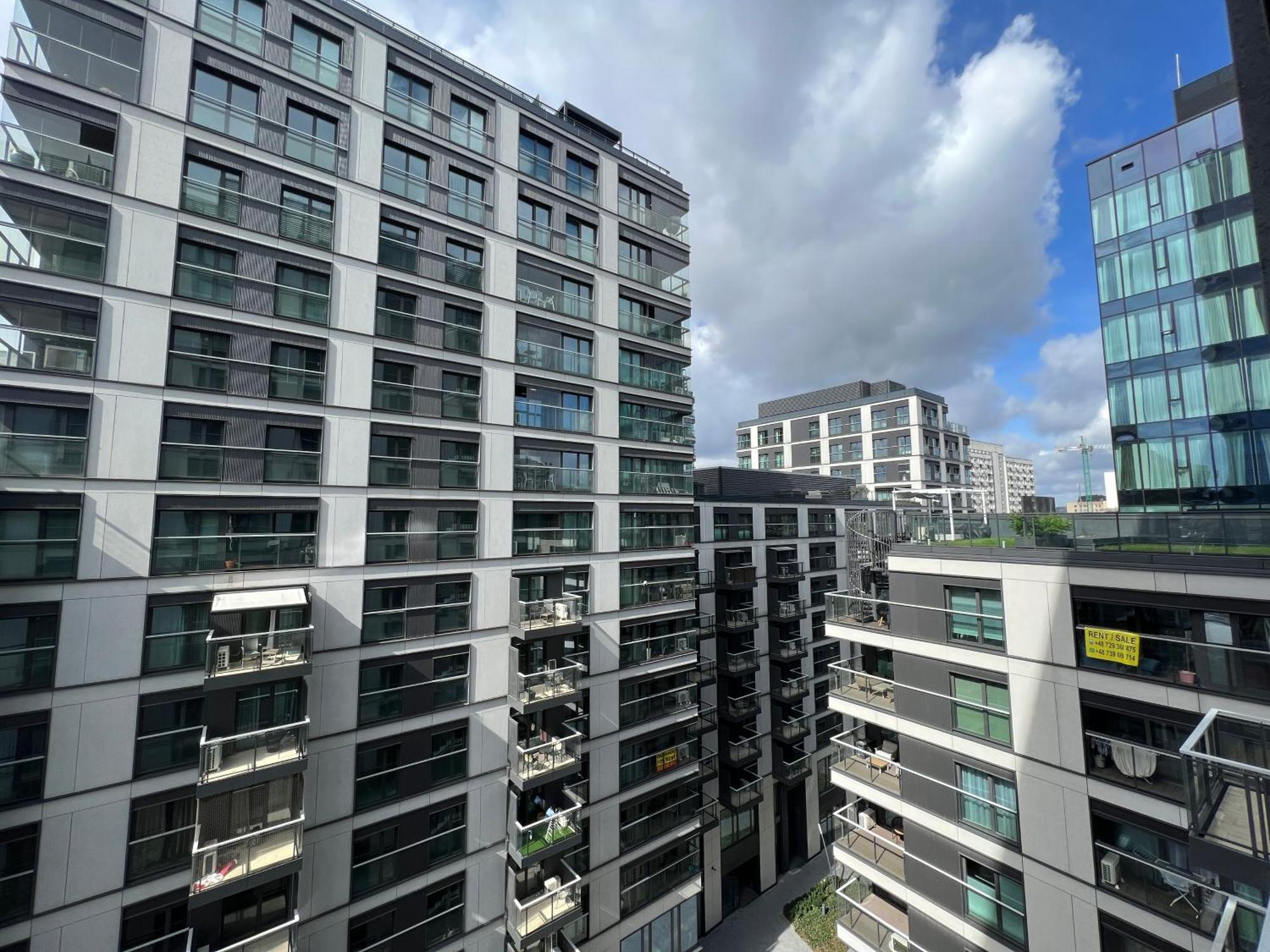Golden Apartments -City Center - Mennica Residence Варшава Екстериор снимка