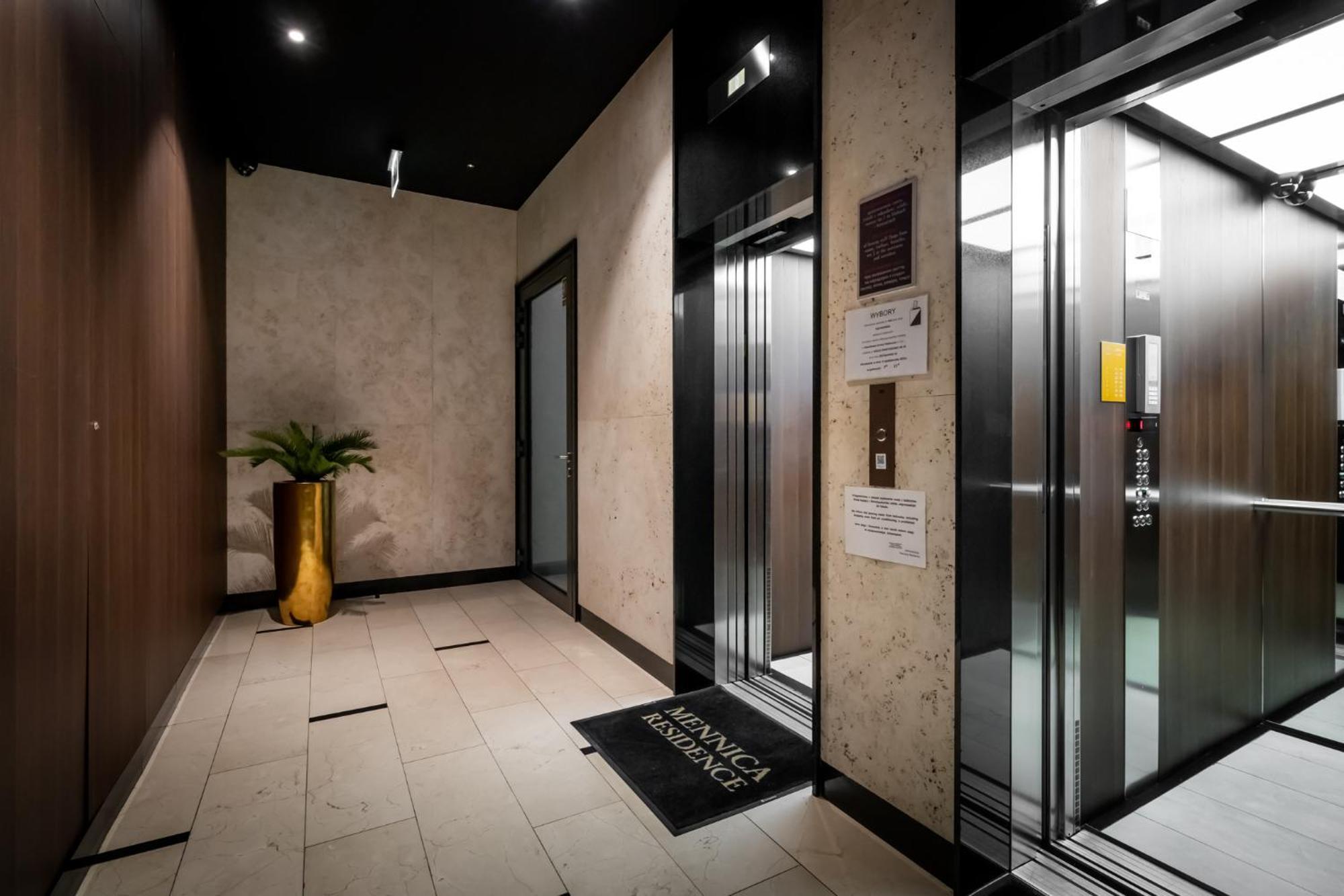 Golden Apartments -City Center - Mennica Residence Варшава Екстериор снимка